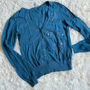 Caslon cashmere v neck embroidered beaded appliqué turquoise‎ knit cardigan Med